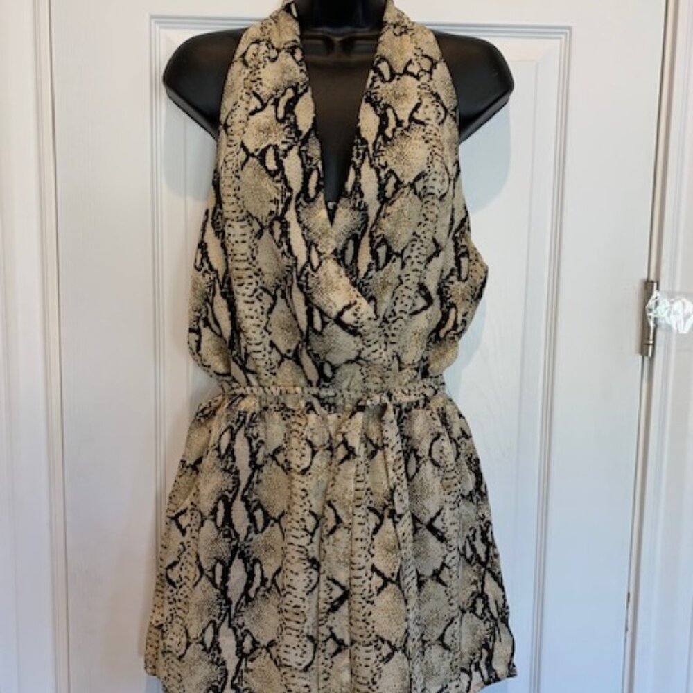 animal print short suit with waist tie